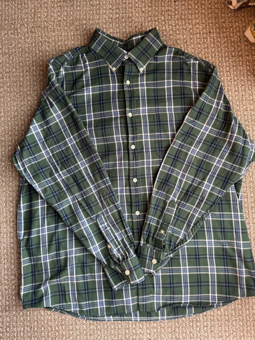 Roundtree & Yorke Green Plaid Button-Down Shirt